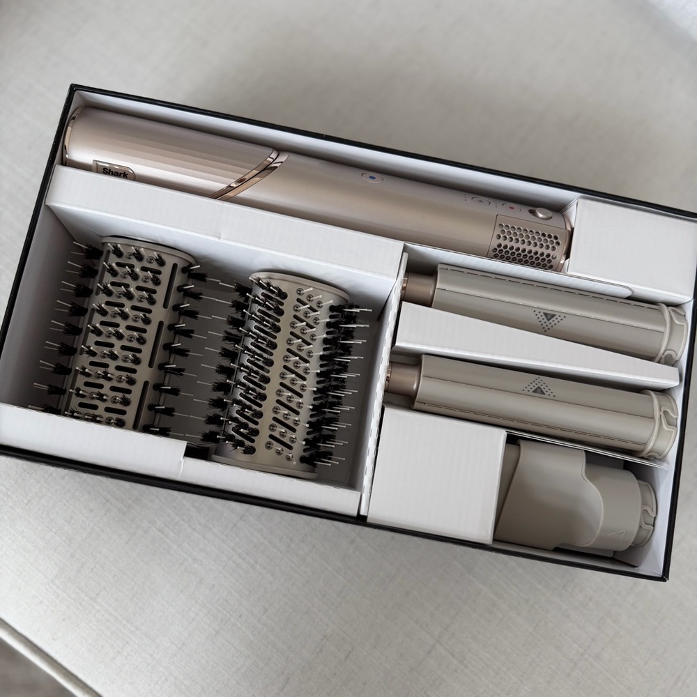 NIB Shark FlexStyle Air Styling & Drying System, HD430 - Picture 4 of 9